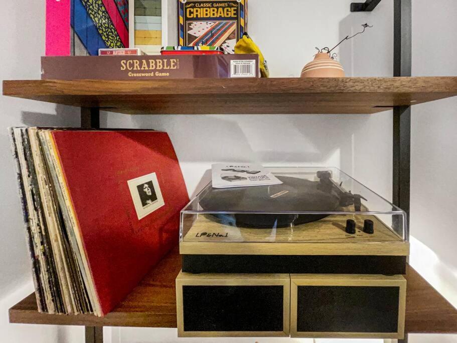 Breezy Hill Eccentric Studio Cottage Accord Extérieur photo